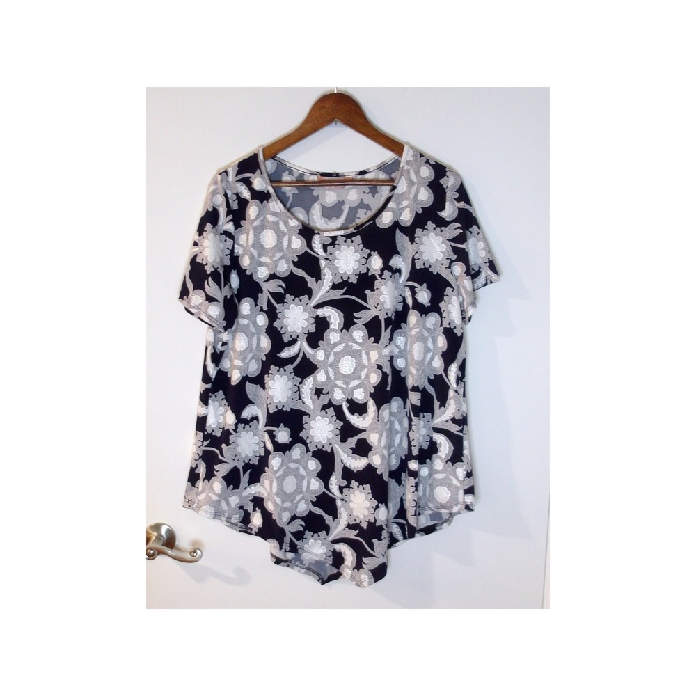Amana Floral Print Business Top Black and Gray Blouse Work Sz 2X /#5219